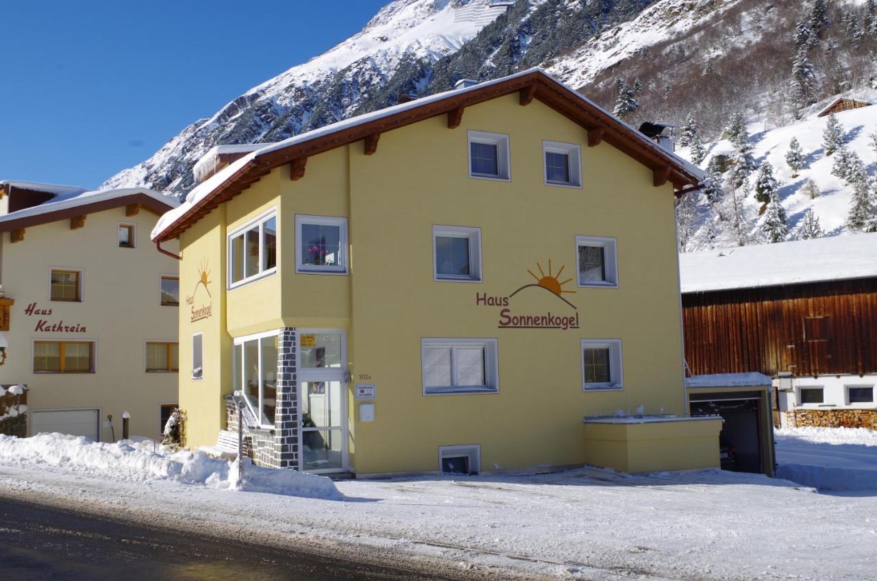 Sonnenkogel Appartement Galtuer Exterior photo