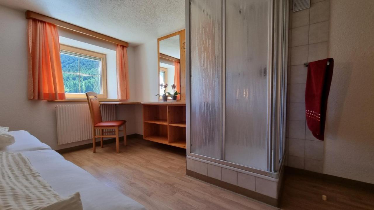 Sonnenkogel Appartement Galtuer Exterior photo